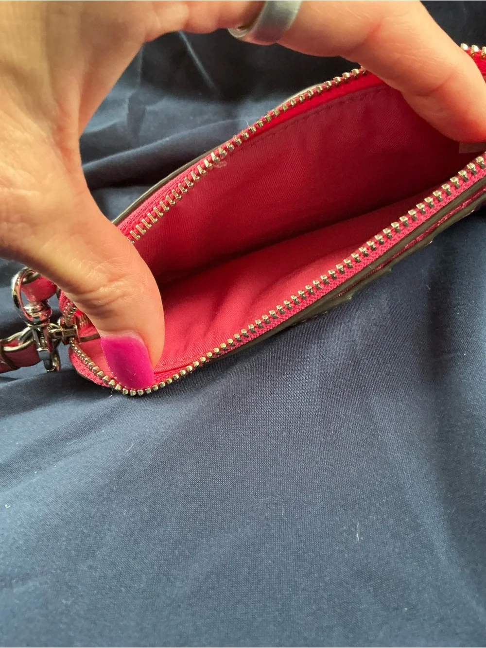 Tory Burch compact pebbled